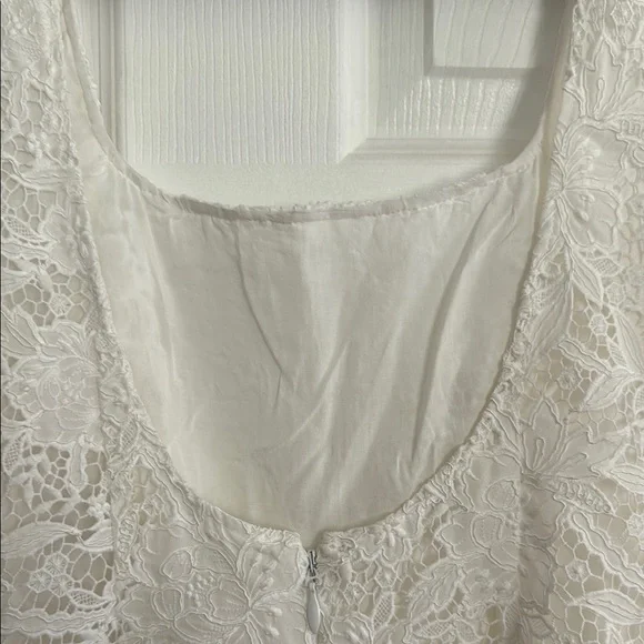 Tularose Kate mini dress in white - Picture 4 of 8